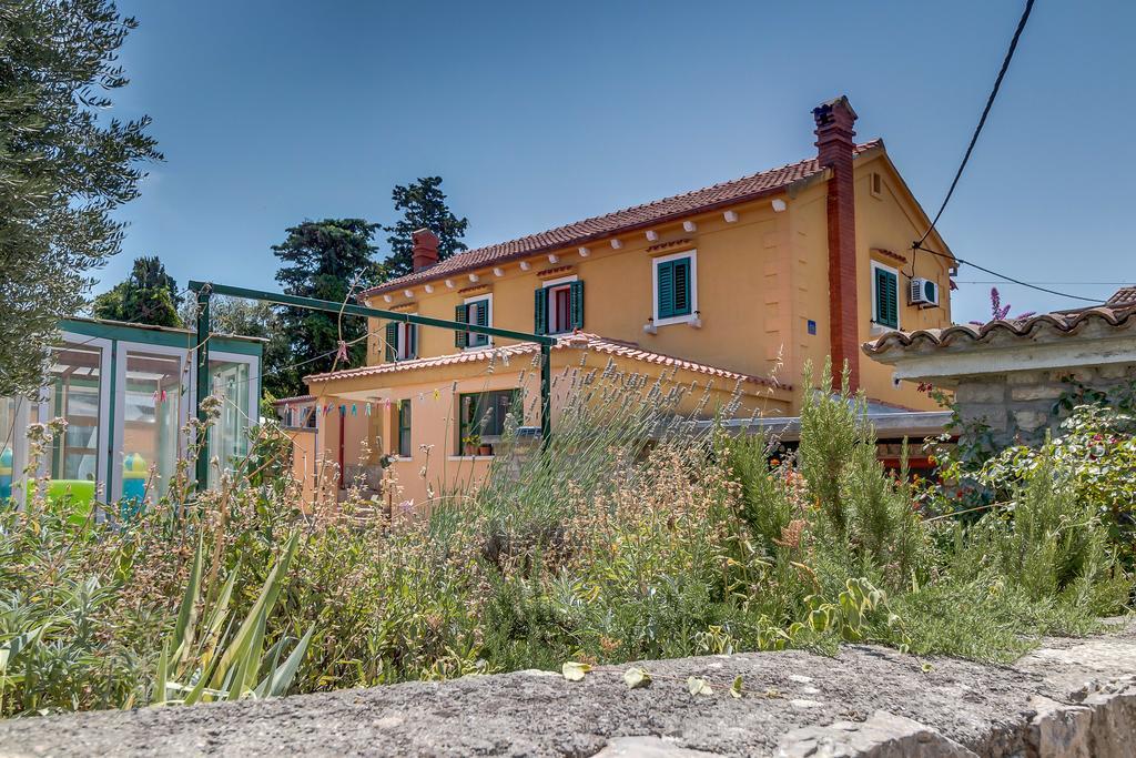 Apartments Josip & Maria Veli Losinj Ngoại thất bức ảnh